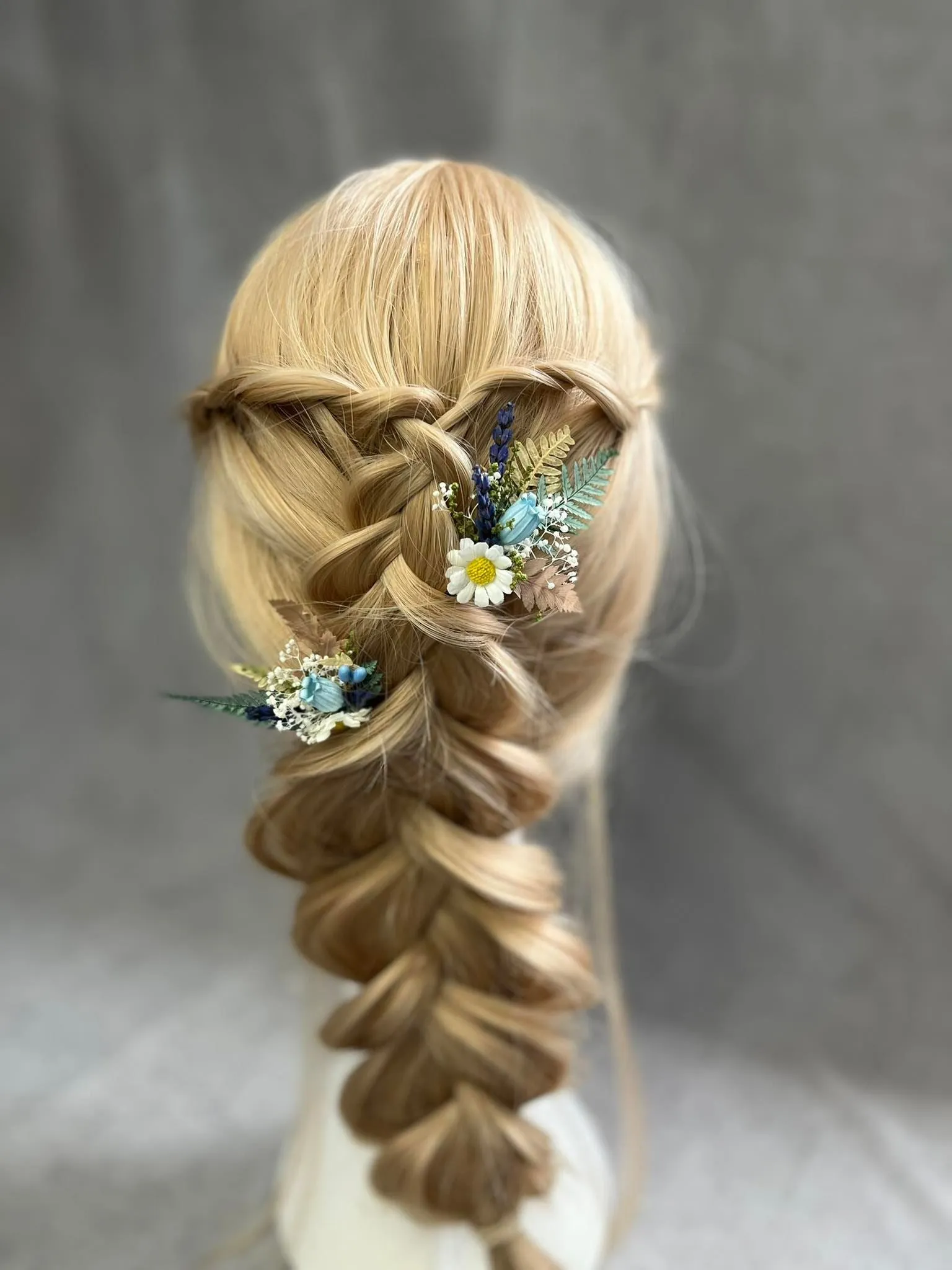 Meadow daisy flower hairpins