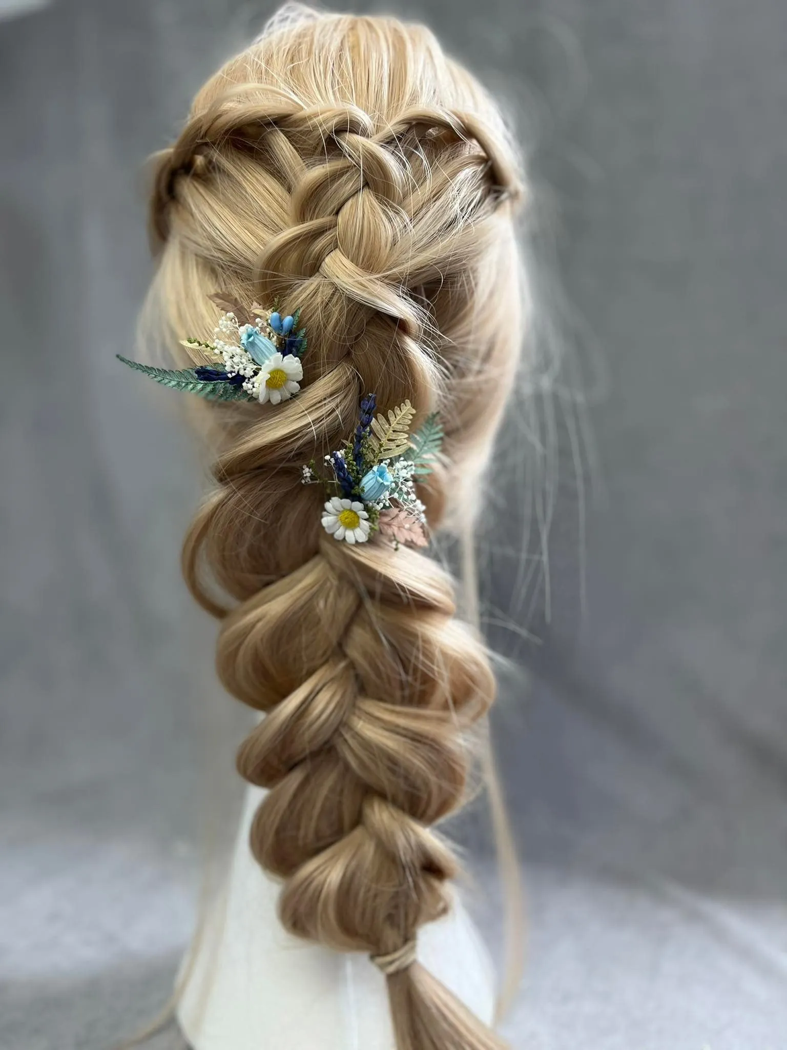 Meadow daisy flower hairpins